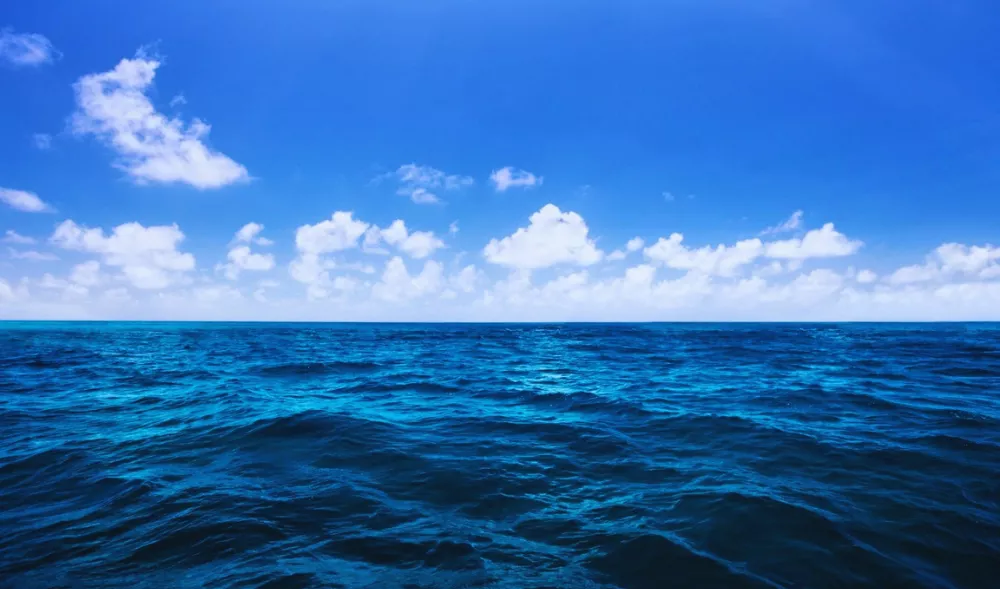 Màu xanh dương là màu bản mệnh của mệnh thủy. Phù hợp cho câu hỏi mệnh thủy hợp màu gì  