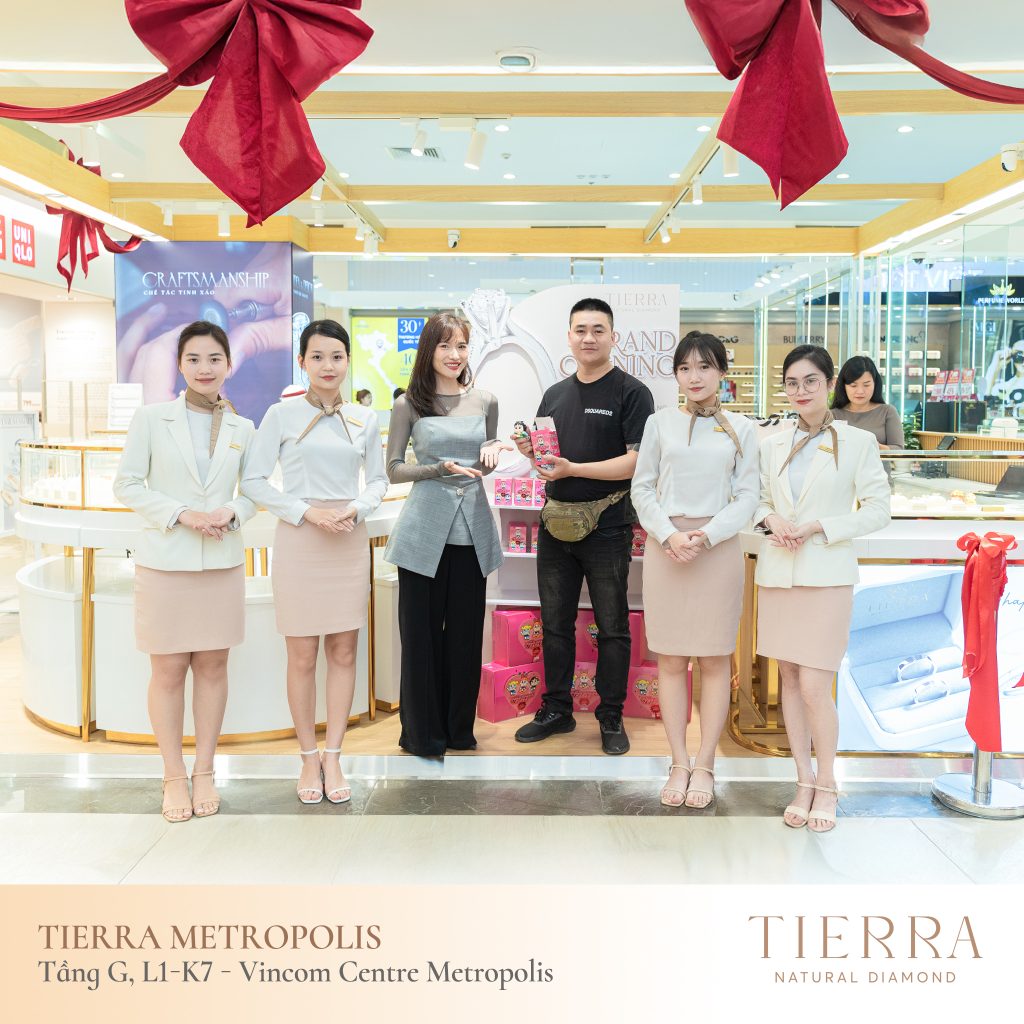 TIERRA CHÍNH THỨC KHAI TRƯƠNG KHÔNG GIAN MỚI TẠI VINCOM METROPOLIS LIỄU GIAI