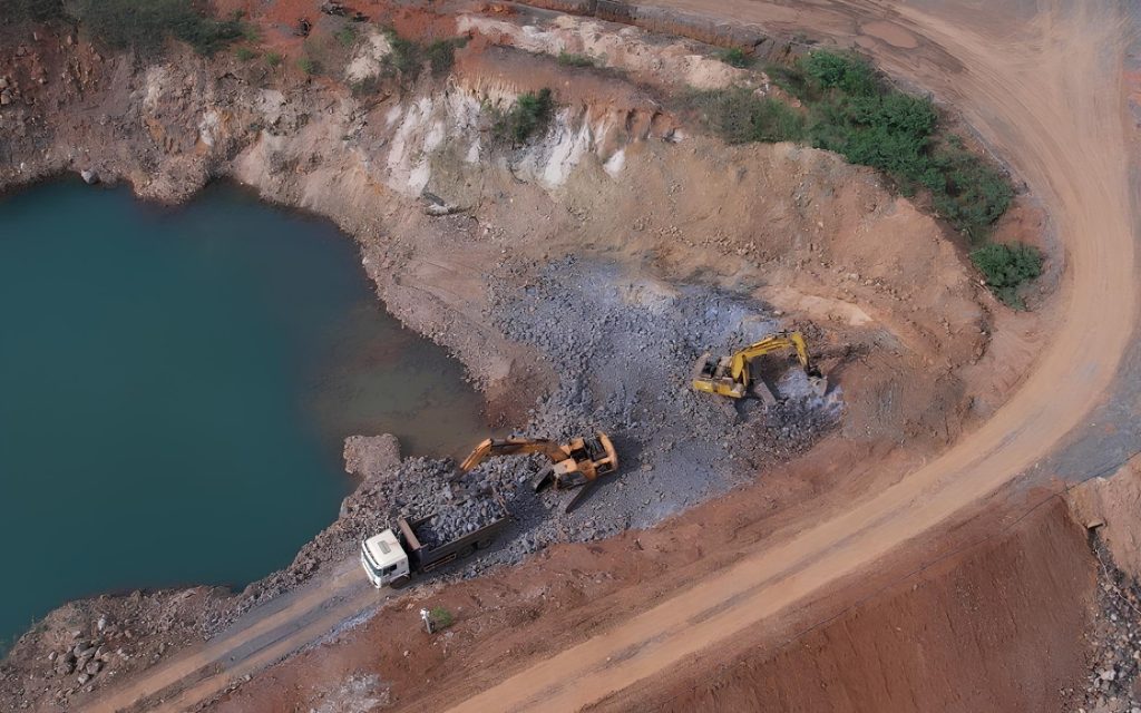 Mỏ đá Gia Lai là một trong những mỏ đá quý ở Việt Nam có giá trị kinh tế lớn nhất