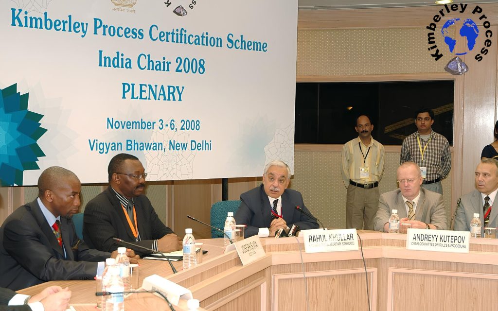 Quy trình Kimberley Process Certification Scheme ngăn chặn kim cương máu