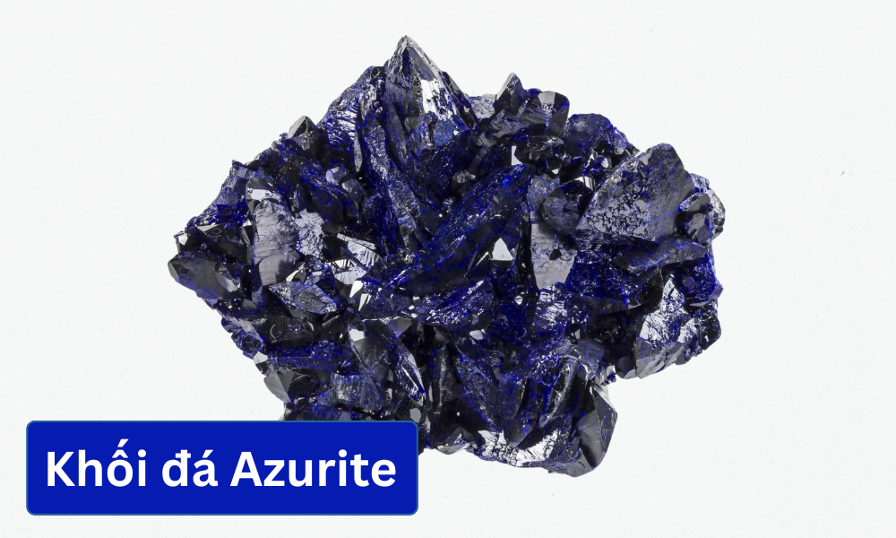 Đá Azurite hình thành ở các mỏ quặng đồng