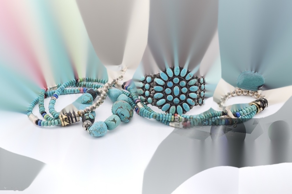 Đá Lam Ngọc hợp mệnh gì? Đá Turquoise hợp mệnh nào?