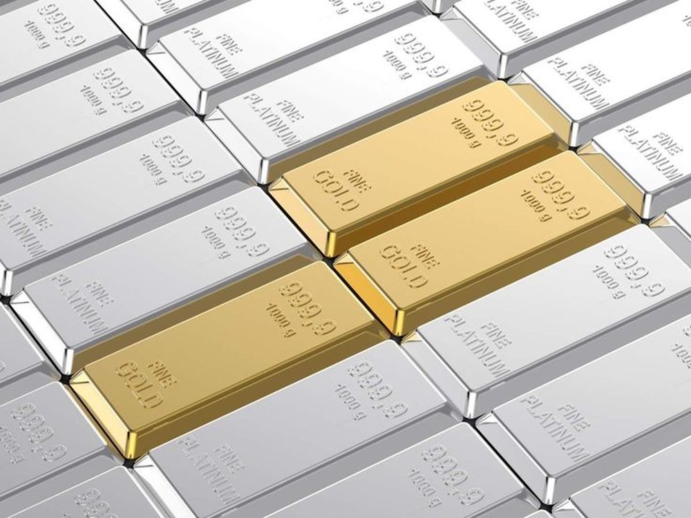 Giá Bạch kim và vàng cái nào mắc hơn? 