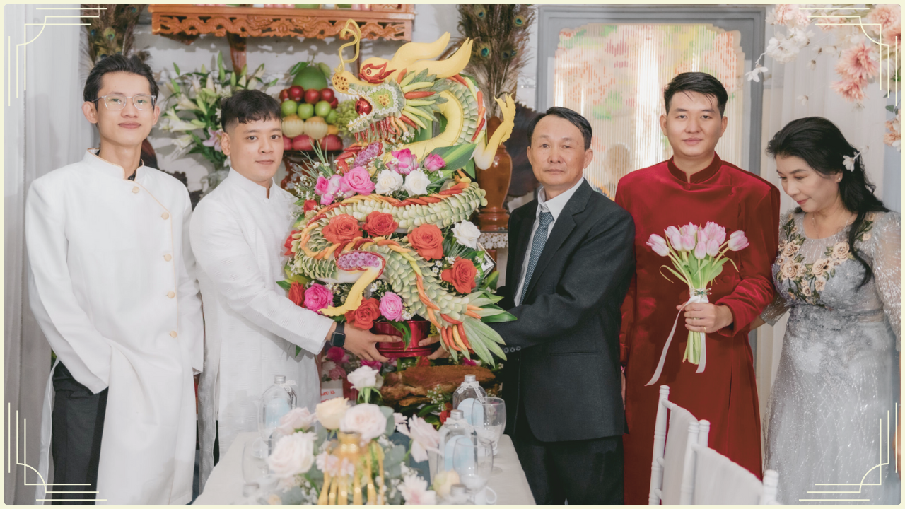 Lễ bỏ rượu là nghi thức không thể thiếu