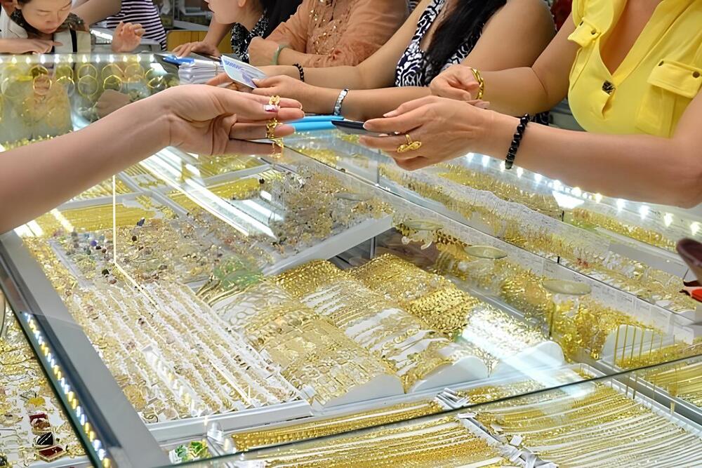 Những cách chọn ngày mua vàng năm 2025