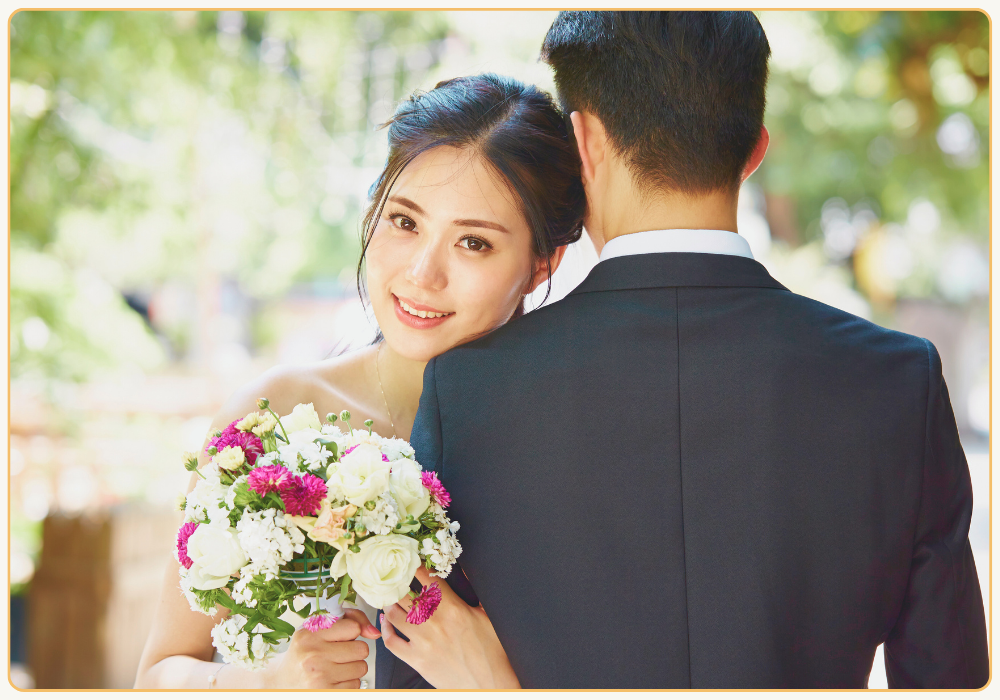 Nên xem cả lịch dương và âm để chọn ngày cưới phù hợp