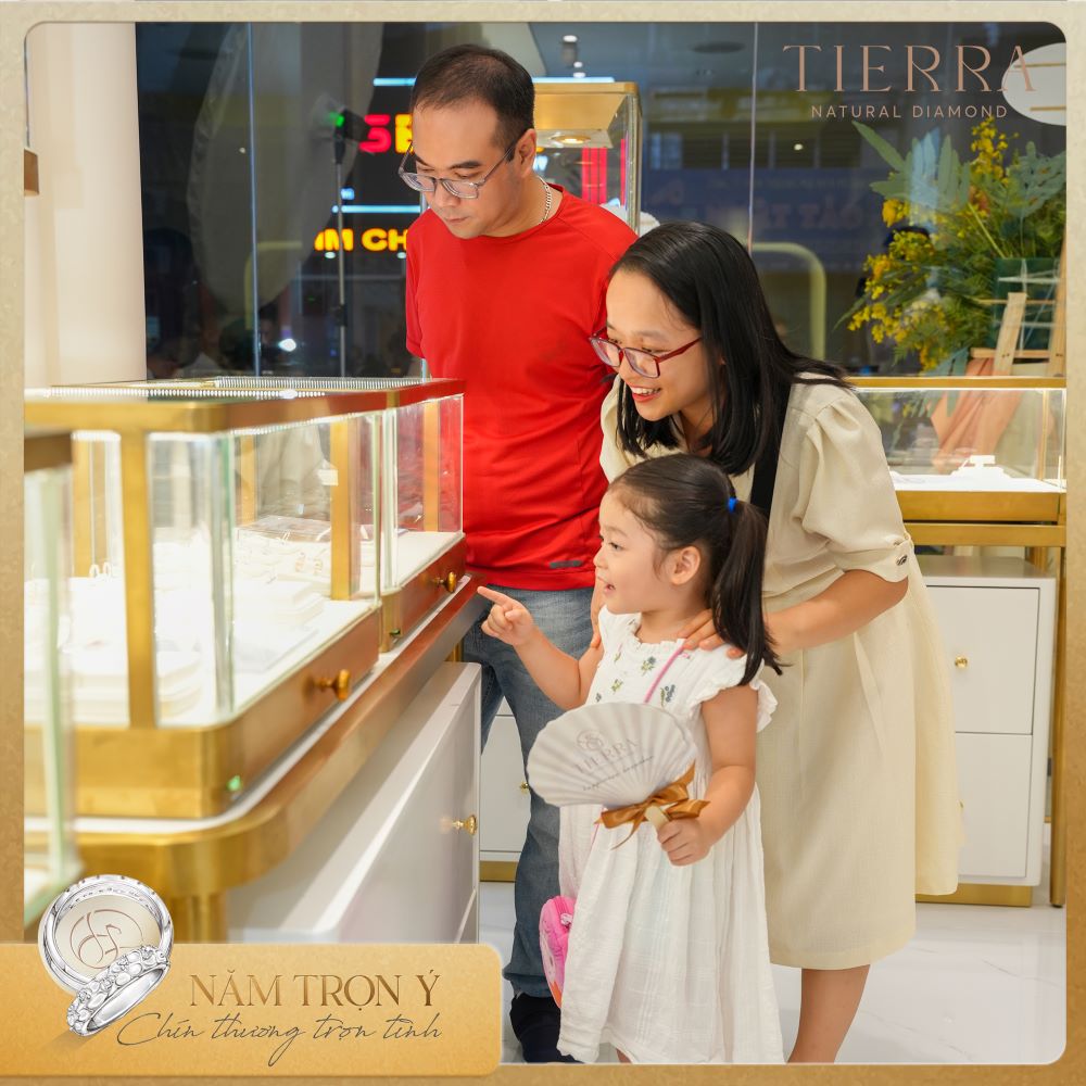 Hoạt động tại sự kiện chào đón showroom An Dương Vương của Tierra