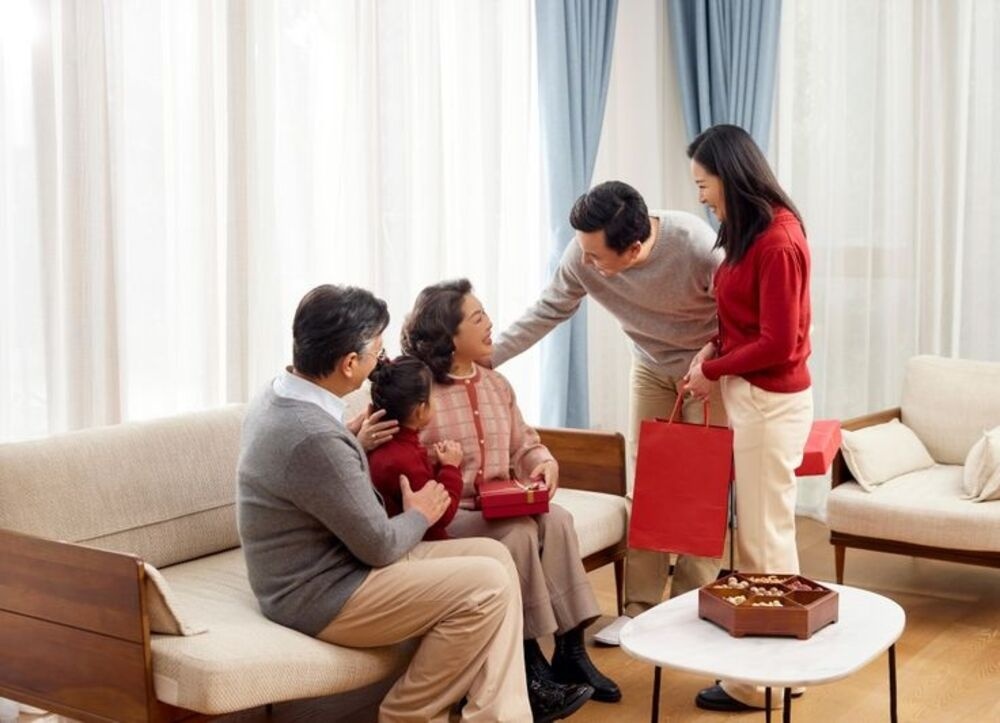 Gợi ý 100+ món quà tặng mẹ ý nghĩa, thiết thực nhất