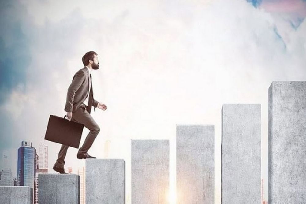 Sinh năm 1998 mệnh gì? Tuổi Mậu Dần hợp tuổi nào, màu gì? 8 Nam Mậu Dần thường được gắn với sự quyết đoán, thẳng thắn và tinh thần trách nhiệm.