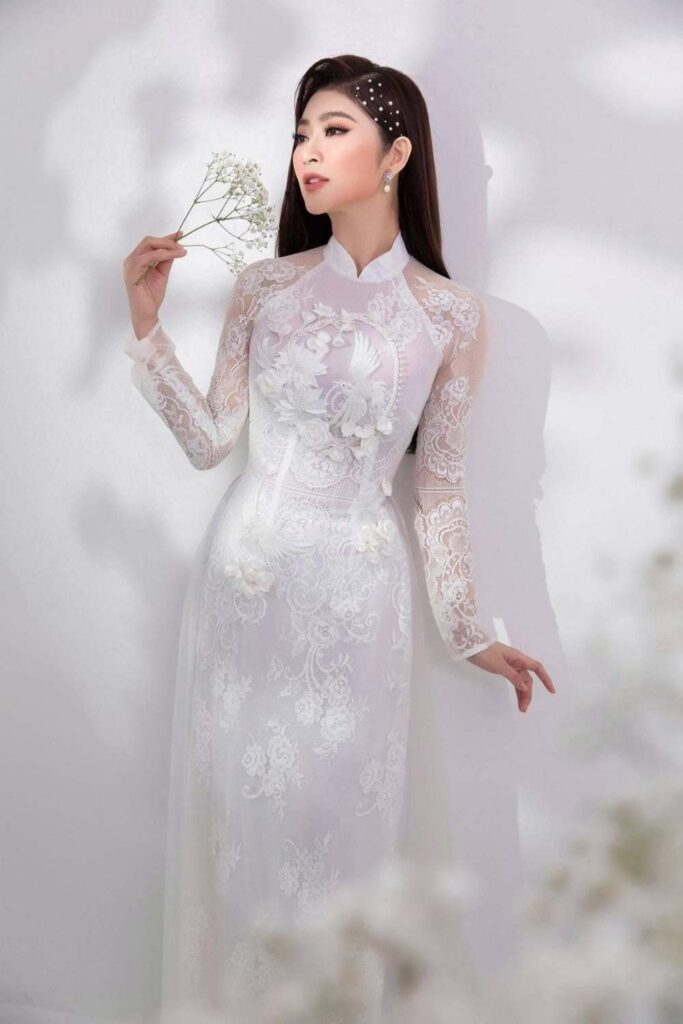 30+ mẫu áo dài cưới đẹp, sang trọng, xu hướng hiện nay 12 Áo dài cưới cô dâu phối ren