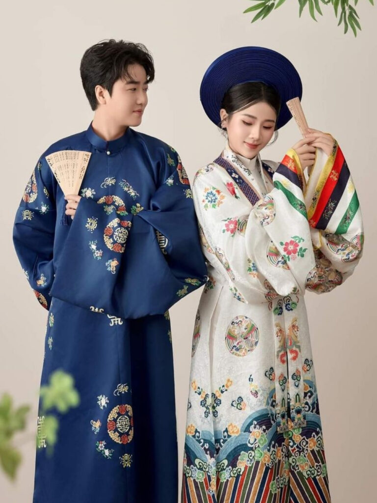 Kinh nghiệm chụp ảnh cưới cổ phục Việt Nam từ A-Z 3 Chụp ảnh cưới cổ phục với áo tấc