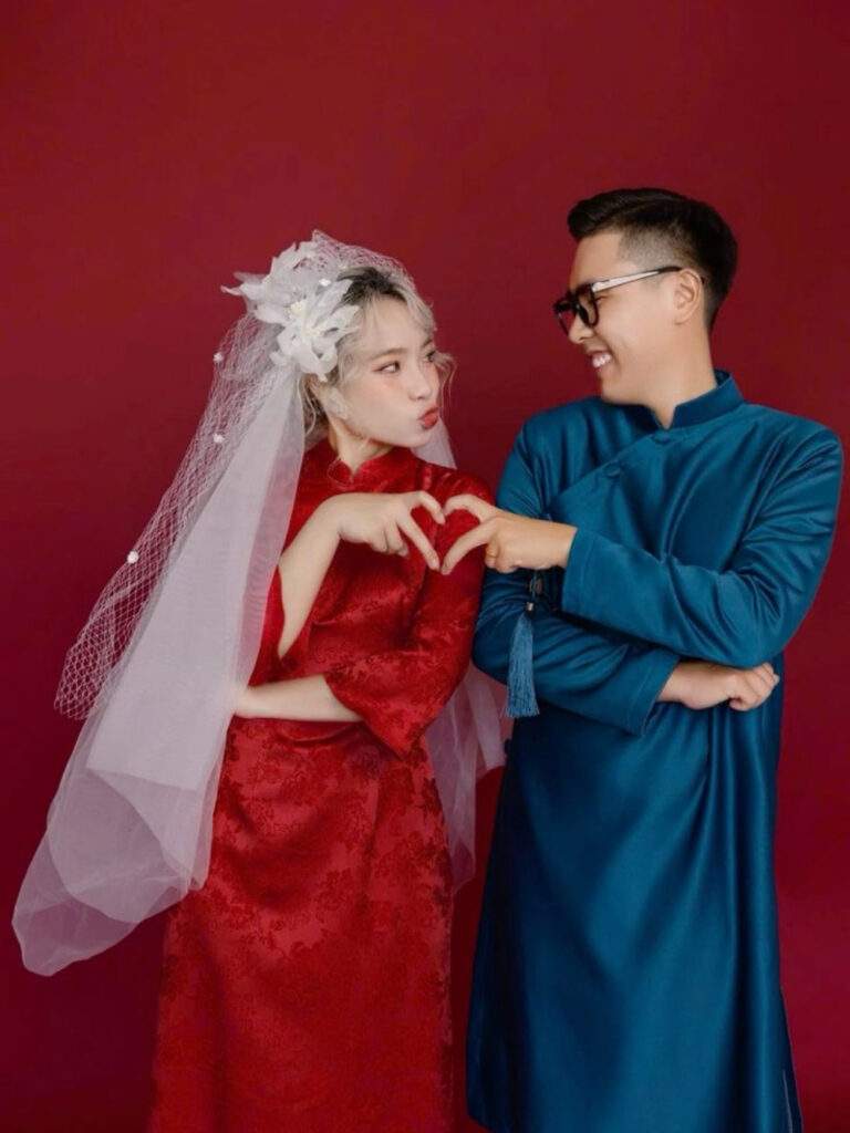 Kinh nghiệm chụp ảnh cưới cổ phục Việt Nam từ A-Z 18 Làm tóc và phụ kiện chụp ảnh cưới cổ phục Việt Nam