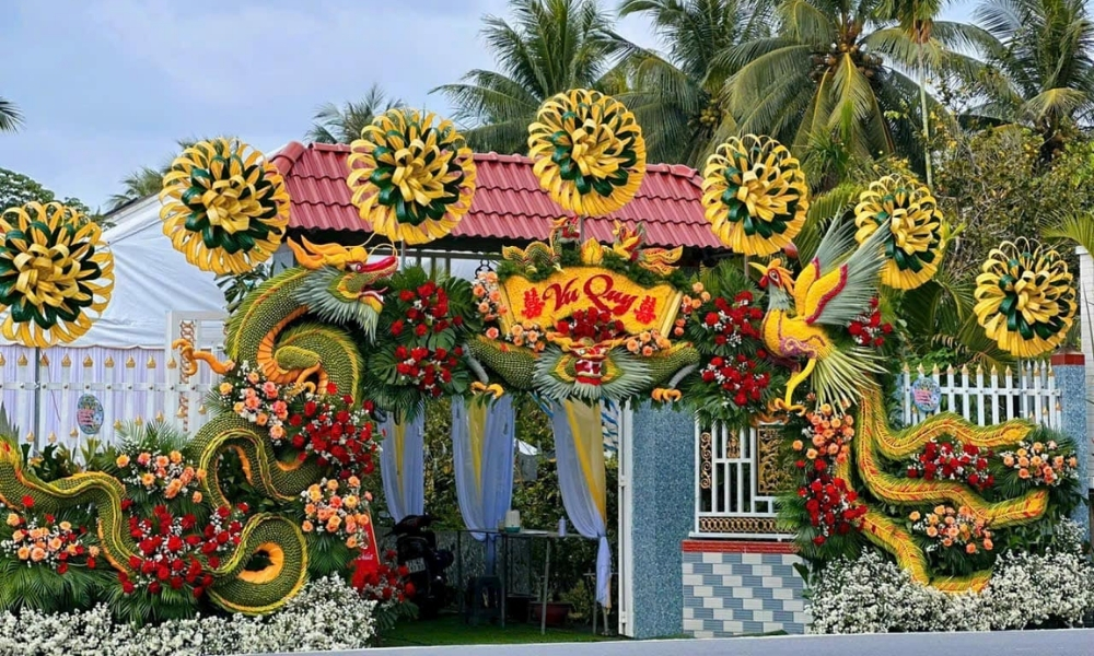 15+ Cổng cưới lá dừa đẹp, đơn giản, chuẩn miền Tây ngày xưa 18 Cổng cưới lá dừa kết chữ hỷ
