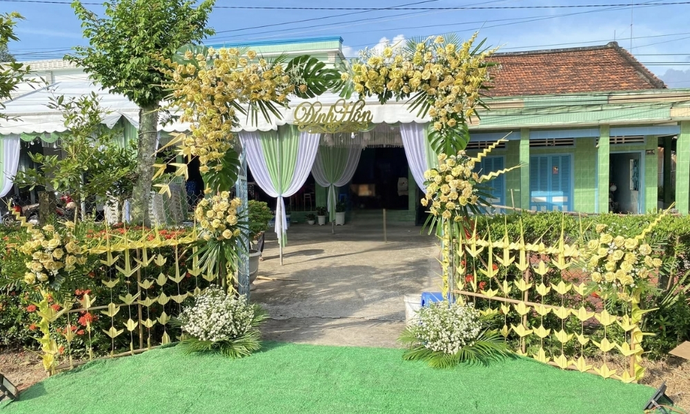 15+ Cổng cưới lá dừa đẹp, đơn giản, chuẩn miền Tây ngày xưa 5 Cổng cưới lá dừa nước