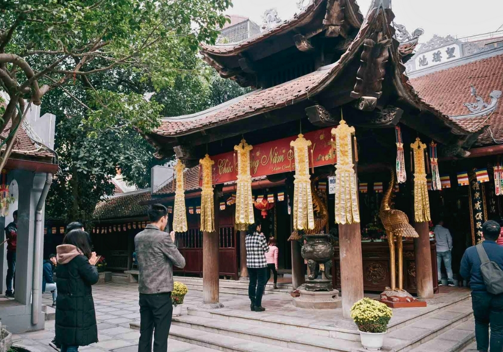 Ông Tơ bà Nguyệt là ai? Nguồn gốc, sự tích tơ hồng se duyên 8 Địa điểm thờ ông Tơ bà Nguyệt Hà Nội