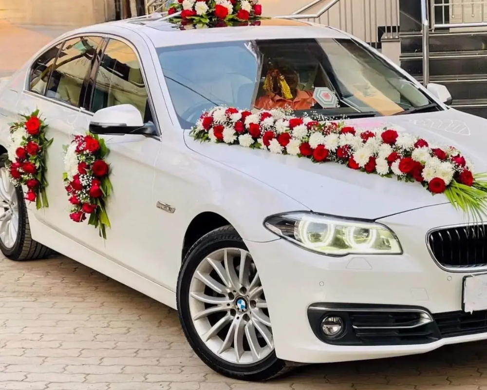 30+ Mẫu hoa xe cưới đẹp, đơn giản, sang trọng cho ngày cưới 28 hoa xe cưới