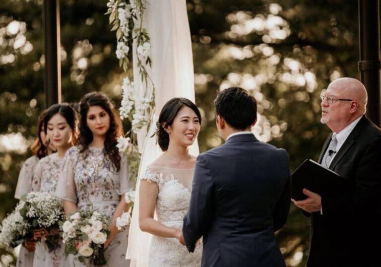 Lễ vow là gì? Ý nghĩa, kịch bản, lời thề nguyện lễ vows