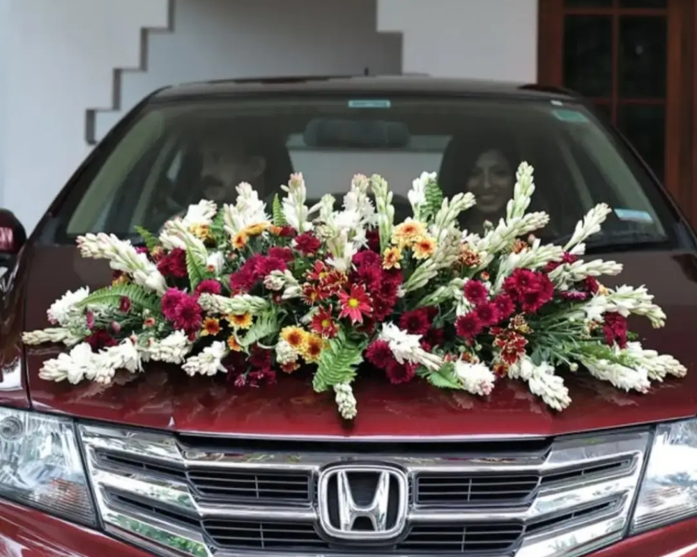 30+ Mẫu hoa xe cưới đẹp, đơn giản, sang trọng cho ngày cưới 6 hoa xe cưới