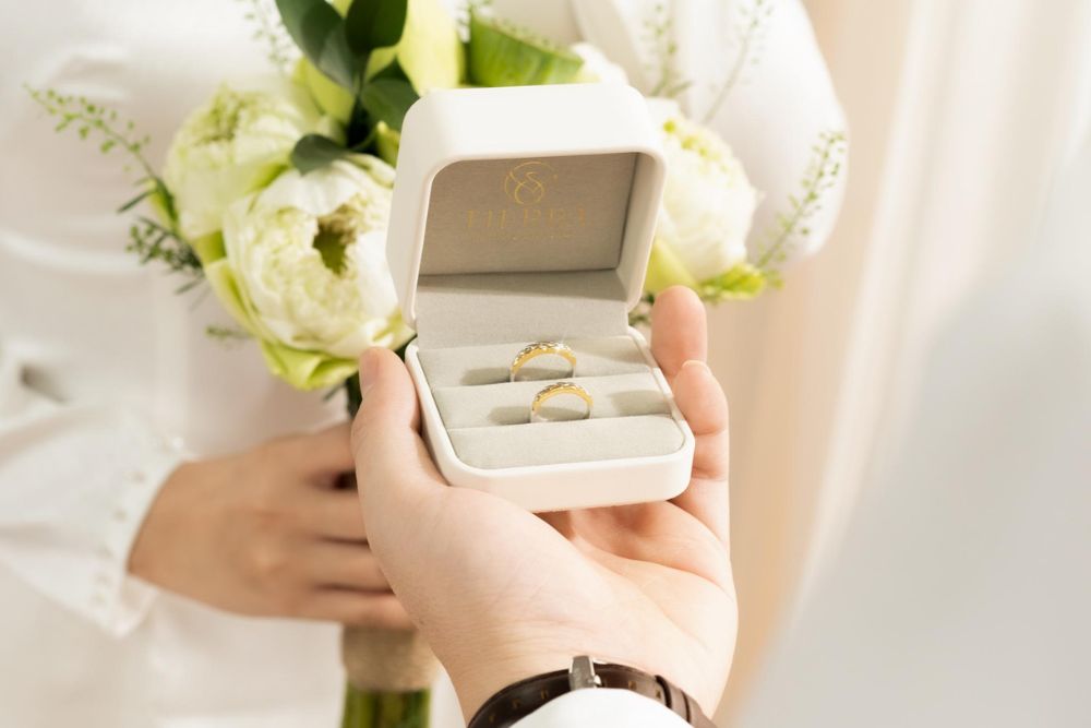 Tân lang là gì? Ý nghĩa, vai trò và những chuẩn bị cần thiết 5 Thiết kế nhẫn cưới kim cương tinh xảo tại Tierra Diamond