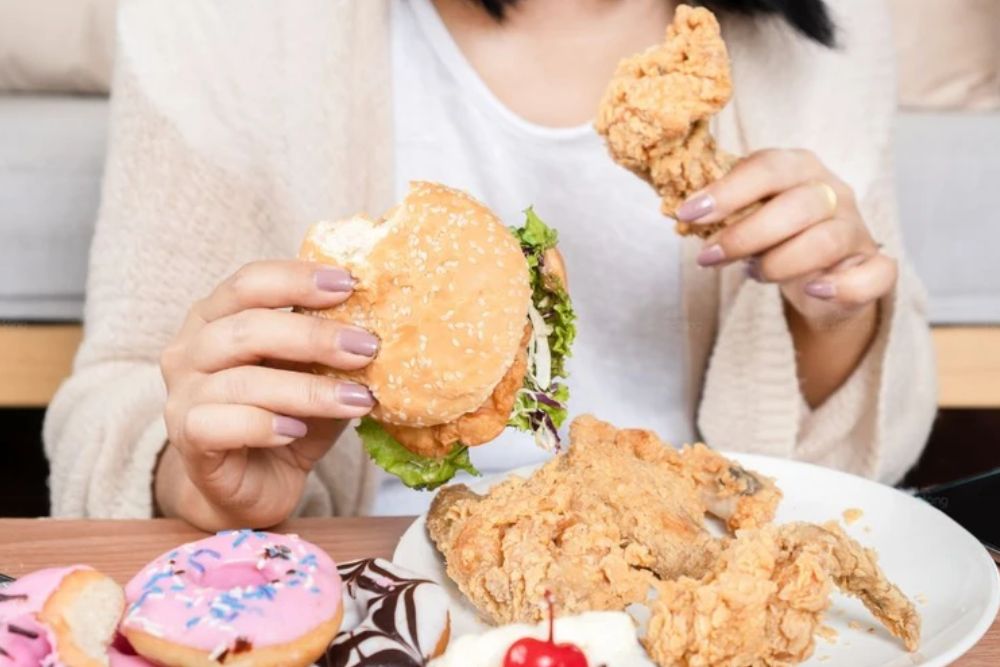 Cheat Day là gì? 5 bí mật để ăn thả ga mà không lo tăng cân 2 Cheat Day là gì? 5 bí mật để ăn thả ga mà không lo tăng cân