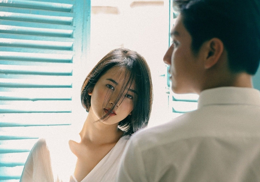 Mập mờ là gì trong tình yêu? 8 dấu hiệu của mối quan hệ 4 Khiến bạn luôn cảm thấy thiếu an toàn
