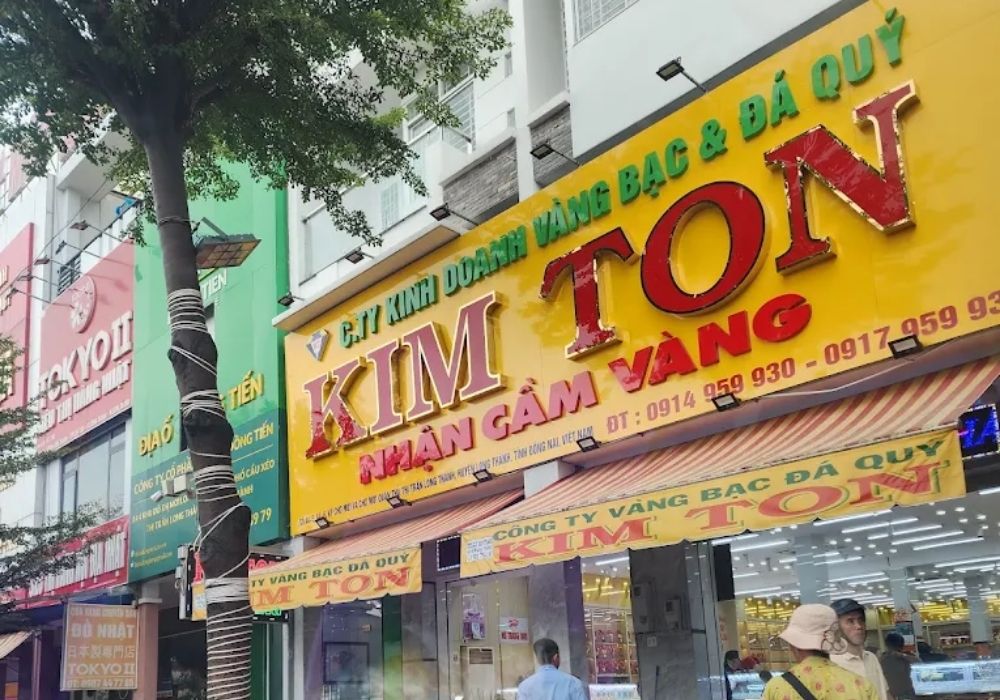 Tham khảo giá vàng Đồng Nai hôm nay: Giá vàng Kim Ton, Mỹ Ngọc, Quốc Bảo, Kim Mai 5 Tiệm vàng Kim Ton