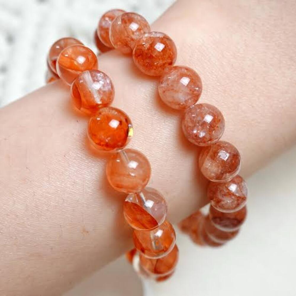 Đá thạch anh đỏ hợp mệnh gì? Ý nghĩa vòng thạch anh đỏ tự nhiên 8 Tác dụng của đá thạch anh đỏ đối với sức khỏe